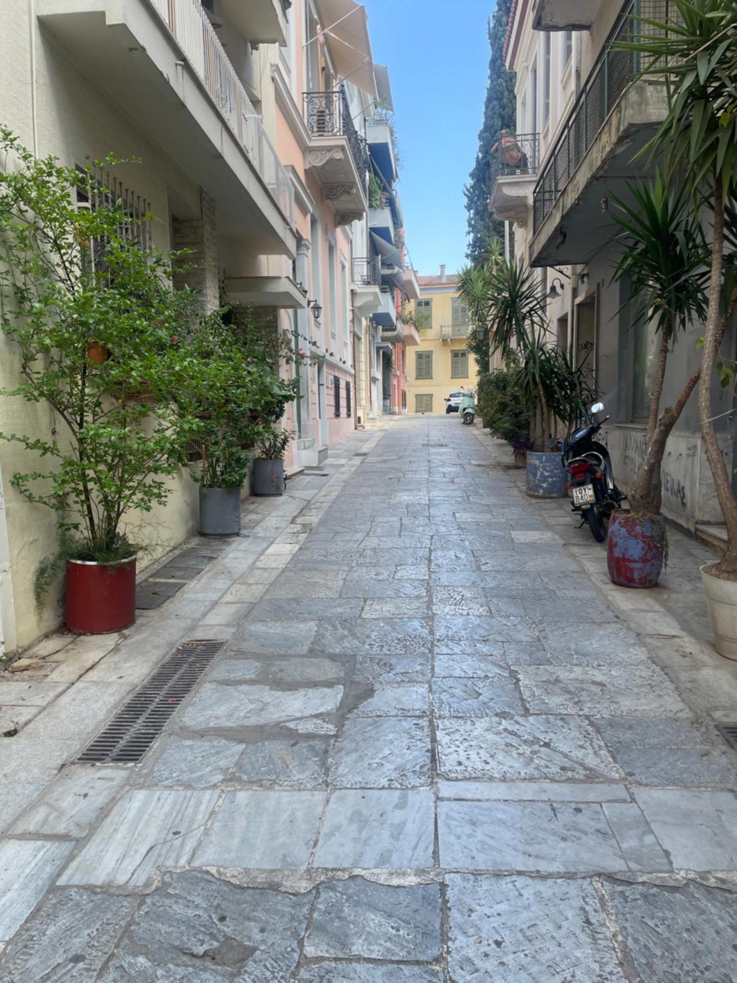 Plaka Quiet Apartment Athens Exterior photo